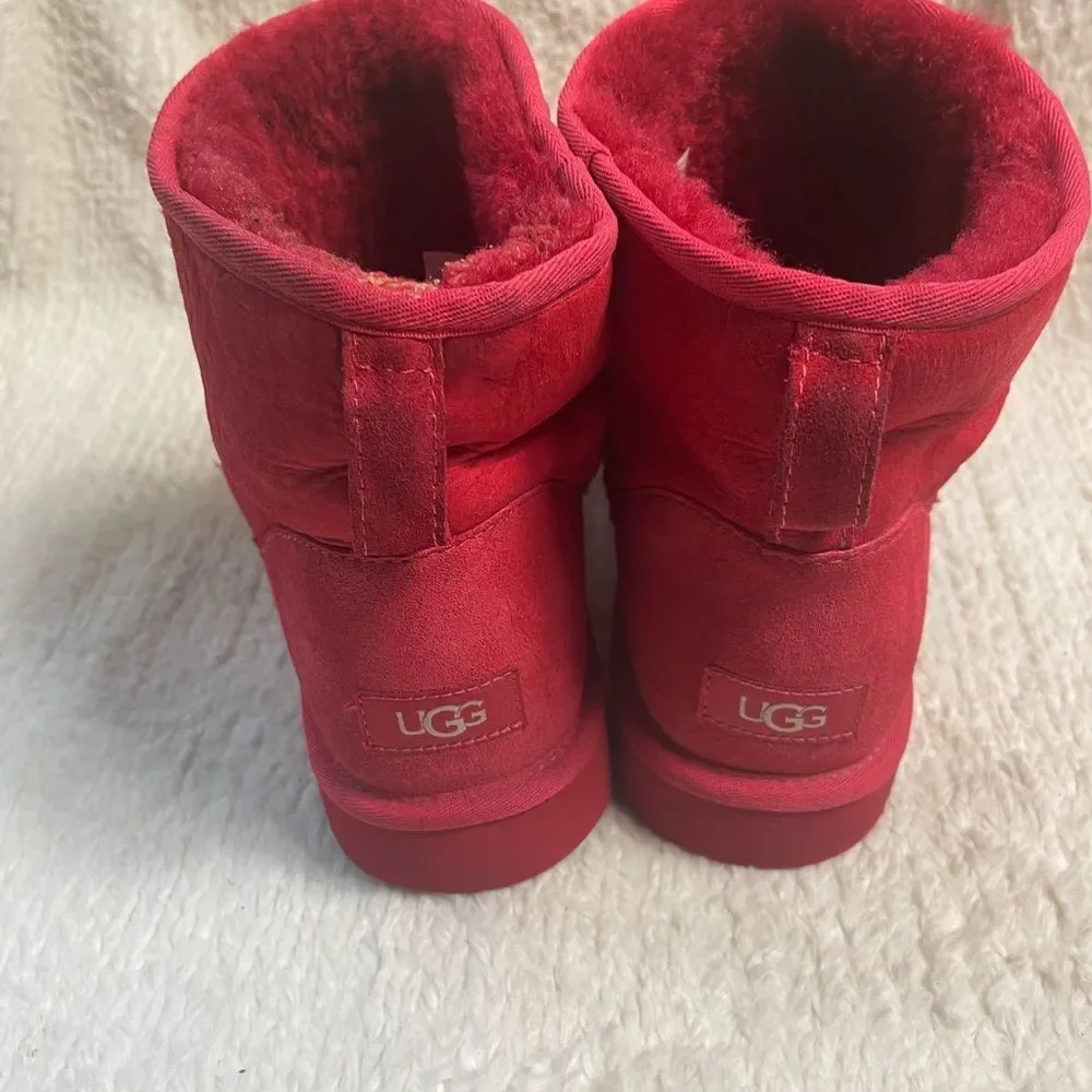 UGG Classic Mini Red suede, Fur lining slip on boots Men SZ13